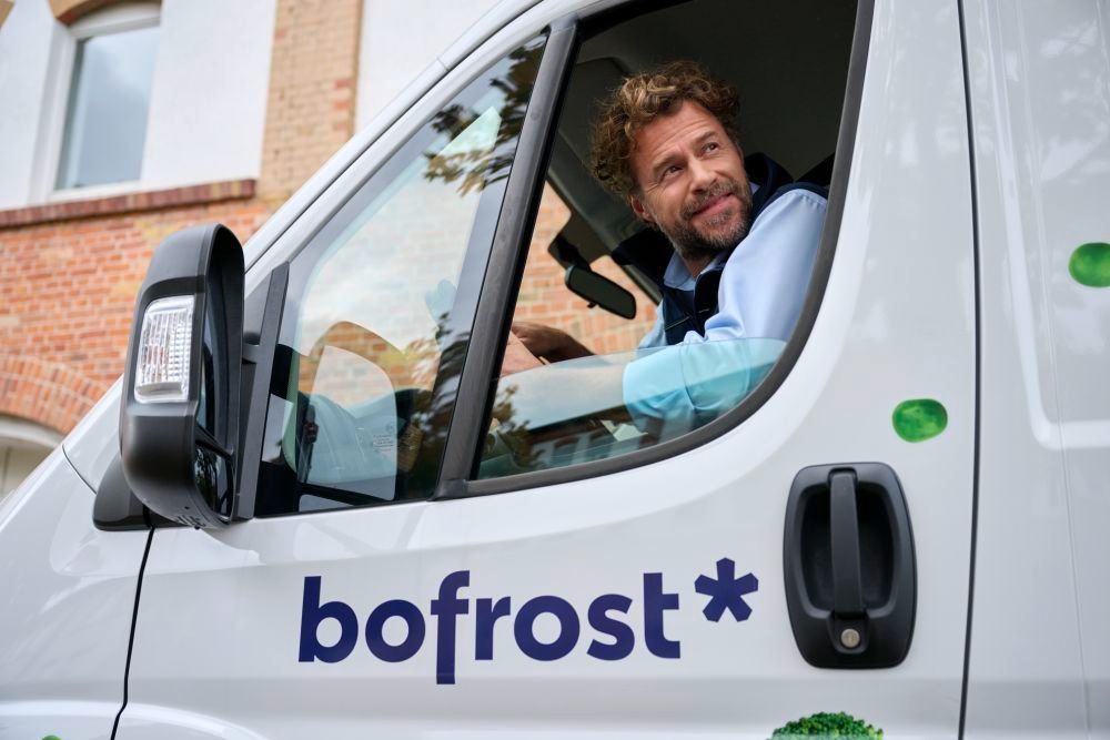 Bofrost-man-in-a-van
